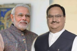नरेंद्र मोदी : अपने ही घर में सम्मान का मजाक
