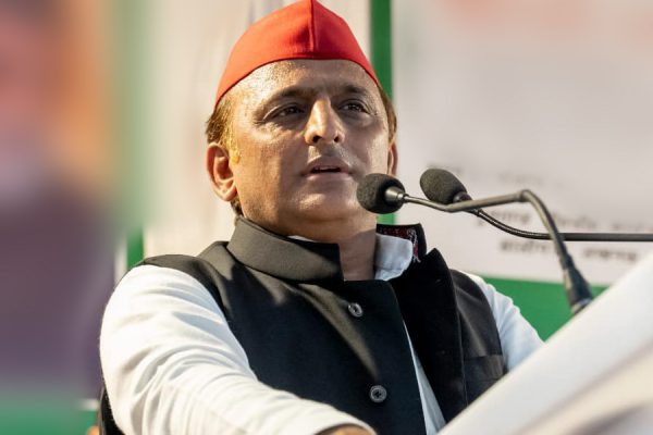 पीडीए यानी पिछड़ा दलित और अल्पसंख्यक भी चला समाजवाद की राह