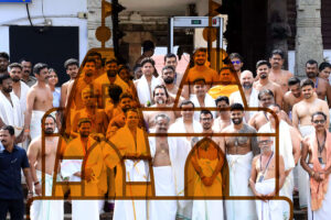 क्रिकेटर घूमें मंदिरमंदिर, क्यों है यह कोरा अंधविश्वास
