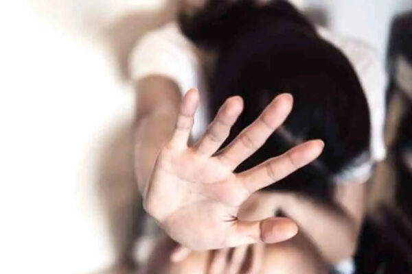 योगी के सुशासन और अपराधमुक्त प्रदेश के दावे पर करारी चोट है चलती कार में गैंगरेप