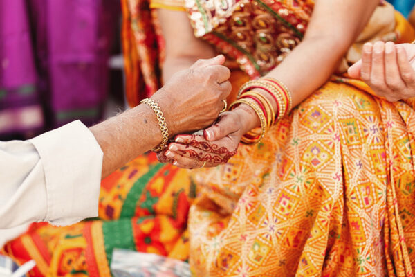 लड़कियों को 25 वर्ष की उम्र तक कर लेनी चाहिए शादी, लेकिन क्यों?