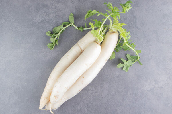 Radish Health Benefits : इम्युनिटी बढ़ाने से लेकर शुगर कंट्रोल करने तक, मूली खाने के हैं अनगिनत फायदे
