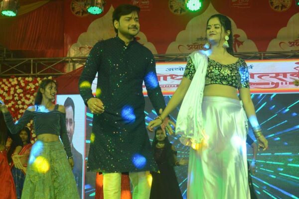 फिल्मों में एकसाथ काम करने का मतलब इश्क का चक्कर नहीं- पल्लवी गिरि