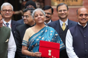 अफसरों ने बनाया चुनावी बजट : पीएम योजनाओं पर दिखी खास मेहरबानी