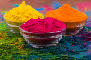 Holi 2024: घर पर इन 9 तरीकों से बनाएं हर्बल रंग