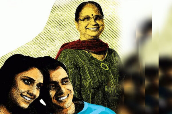 मन का दाग : सरोज को उसकी पड़ोसन किसके खिलाफ भड़का रही थी
