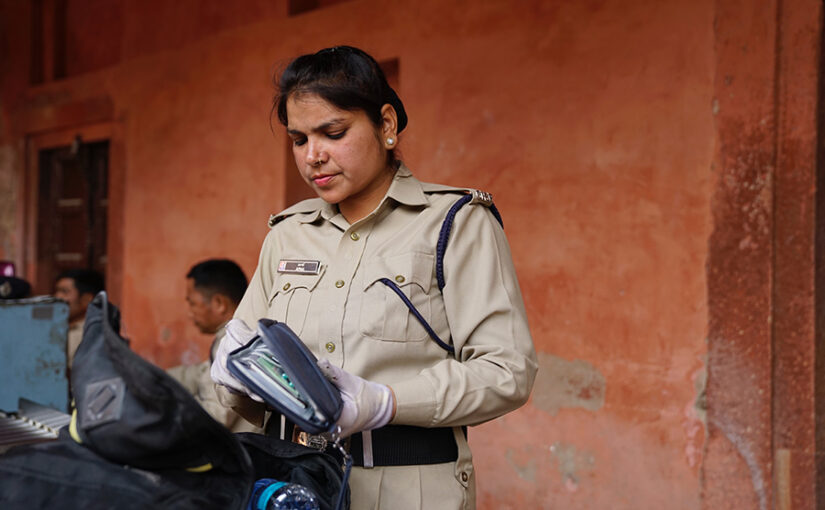 औरों से अलग होती है पुलिस वालों के बच्चों की जिंदगी