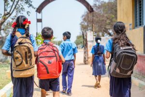 दम तोड़ चुकी उत्तर प्रदेश में सरकारी शिक्षा