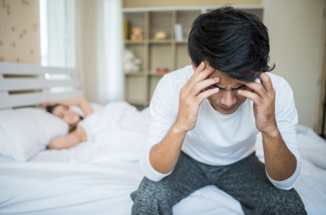 मेरी पत्नी सैक्स टौयज का इस्तेमाल करती है