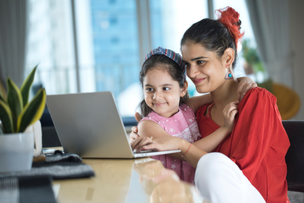 Time Management : घरदफ्तर के कामों को मैनेज नहीं कर पा रही हूं