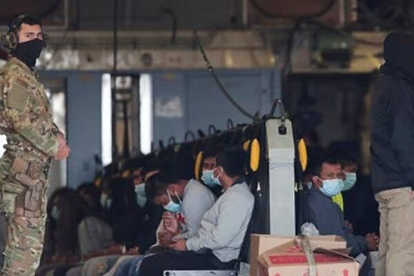 Illegal Immigrants : यूथ का अमेरिका में घुसना और अब भगाया जाना