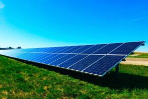 Solar से रोशन हो रहा लड़कियों का कैरियर