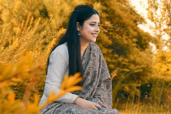 Hindi Kavita : बड़ी हो कर क्या बनेगी