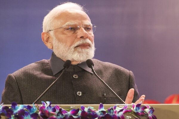BJP : 75 साल के बाद क्या संन्यास लेंगे नरेंद्र मोदी ?