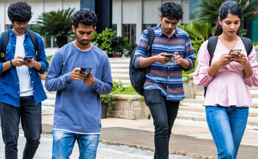 Social Media : डिजिटल अरेस्ट से भी बदतर है सोशल मीडिया का एडिक्शन