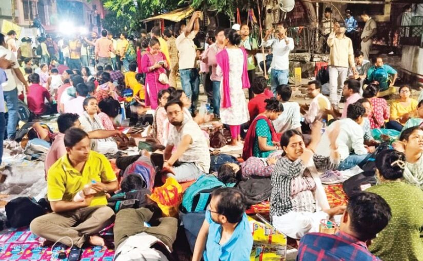 West Bengal : क्रूरता के शिकार हुए शिक्षक, पीड़ित ही दोषी