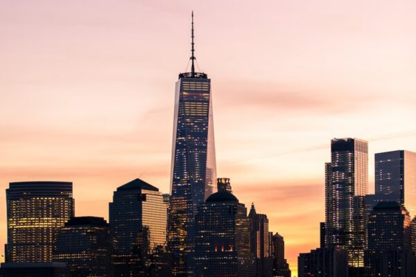 USA : पतन की ओर अमेरिका