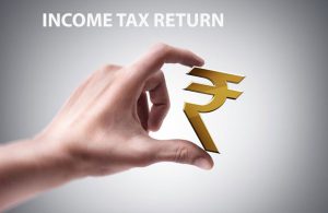 देश में बस 1% आबादी भरती है टैक्स