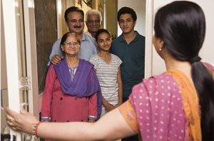 ऐसे करें अपने नए पड़ोसी का स्वागत