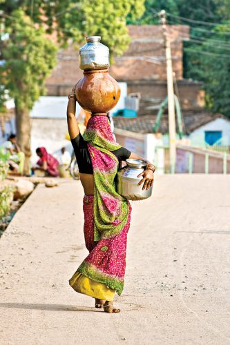आर्थिक जोखिम वाले 10 देशों में भारत भी